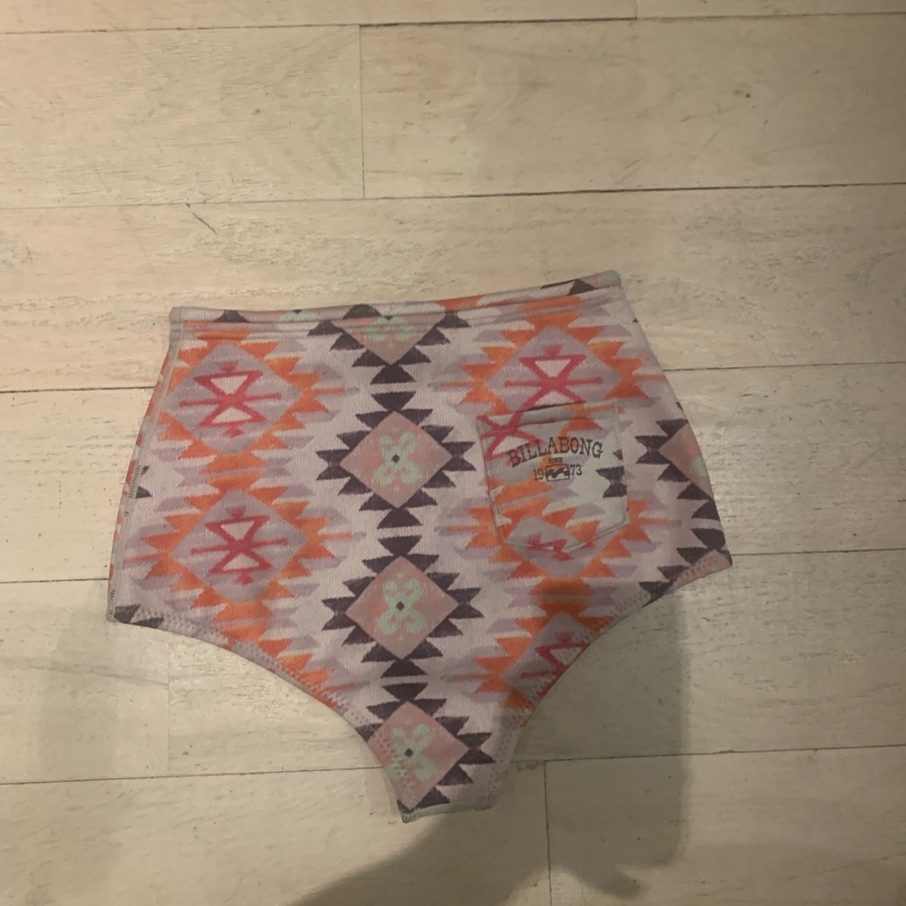 Billabong multicolored high waisted bottoms